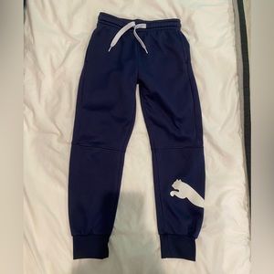 Boy’s size 10-12 Puma warmup pants in navy blue NWOT